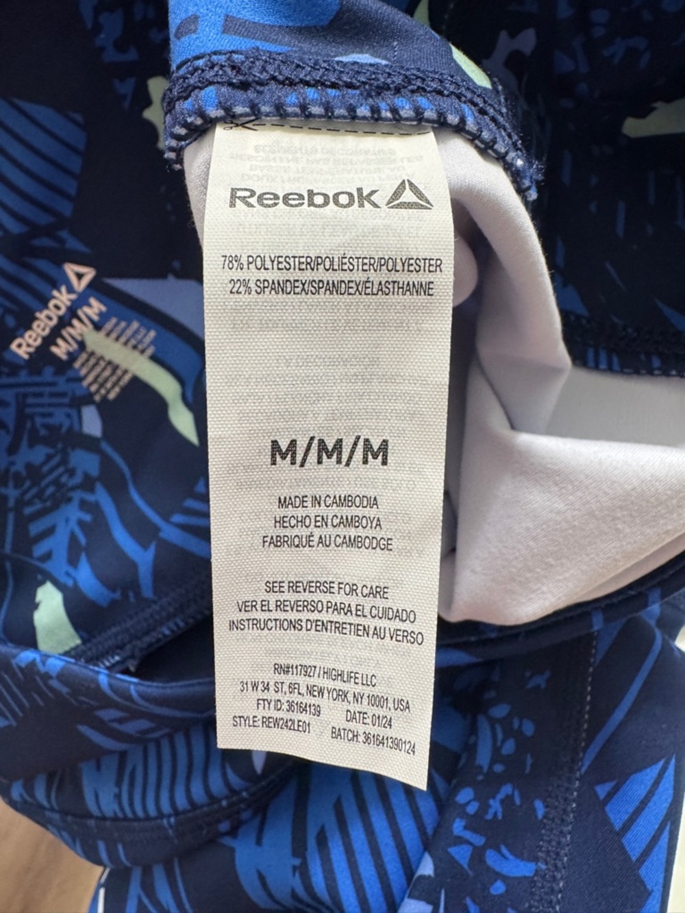 REEBOK Womens High Rise Skinny Capri Leggings Blue Geometric Patterned Med NWT - Picture 8 of 9